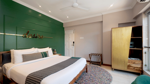 Comfortable Bedding show closeup of bed