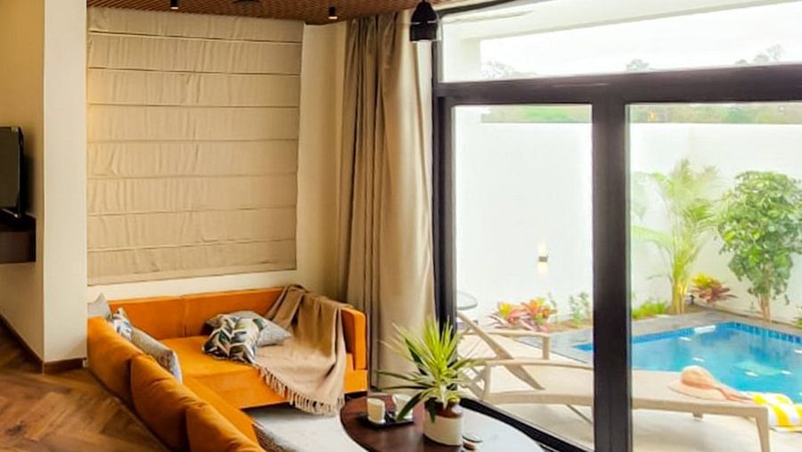 suite with pool view in jim corbett