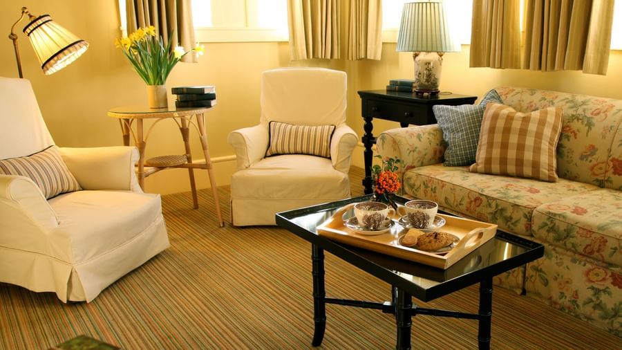Farmhouse Suite Living Room (1)