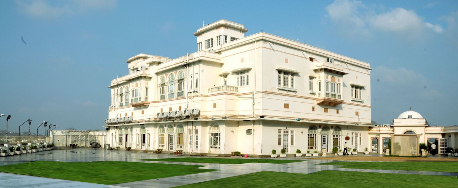 A facade image of The Merwara Palace