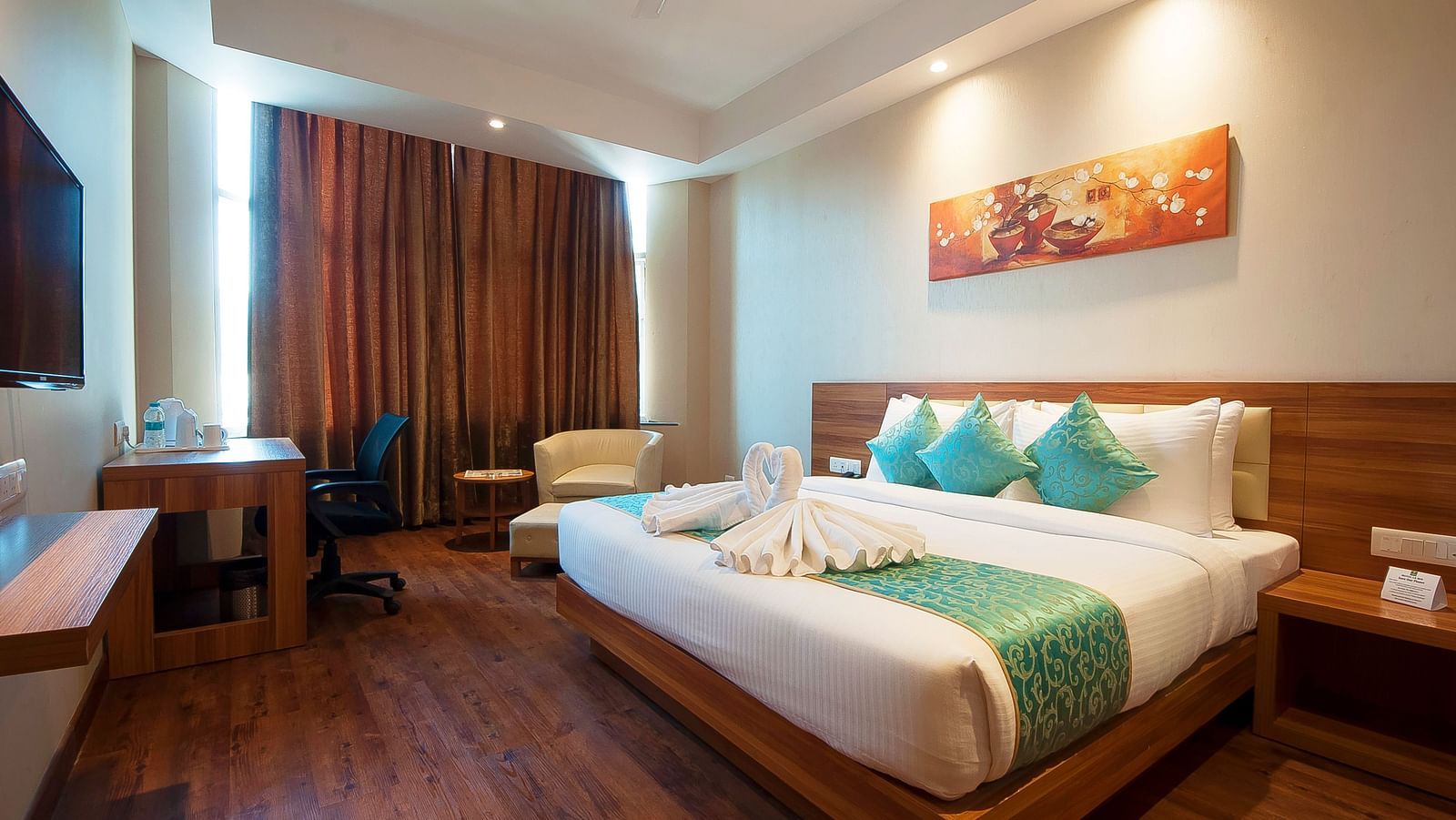 deluxe room with complimentary wifi 1
