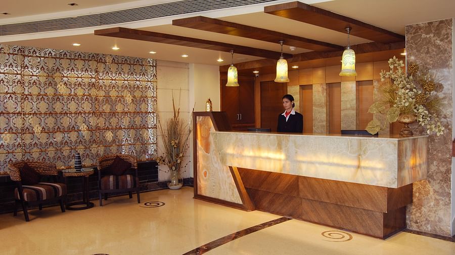 Reception 01
