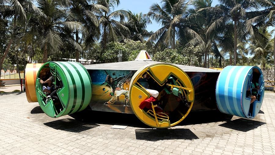 amusement park ride