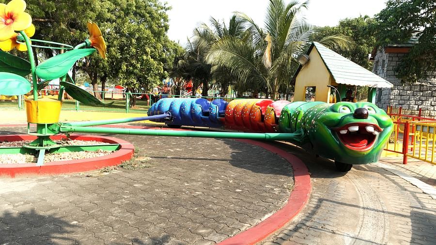 caterpillar ride for kids