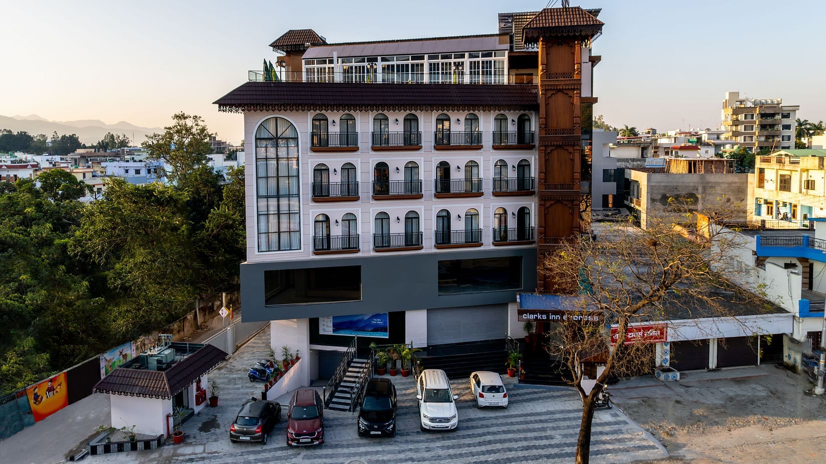 Exterior @ Clarks Inn Express, Rishikesh