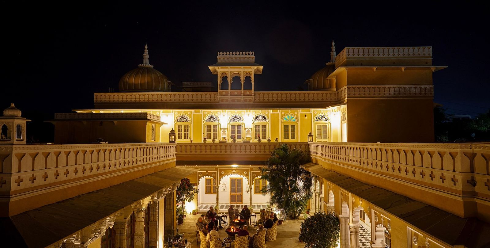 Courtyard top view 