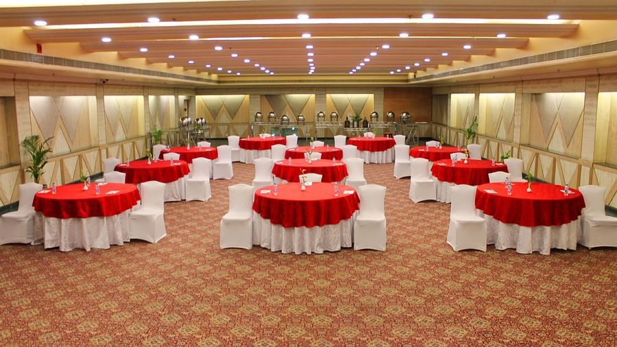 Sunset Hall 3 The Piccadily Lucknow