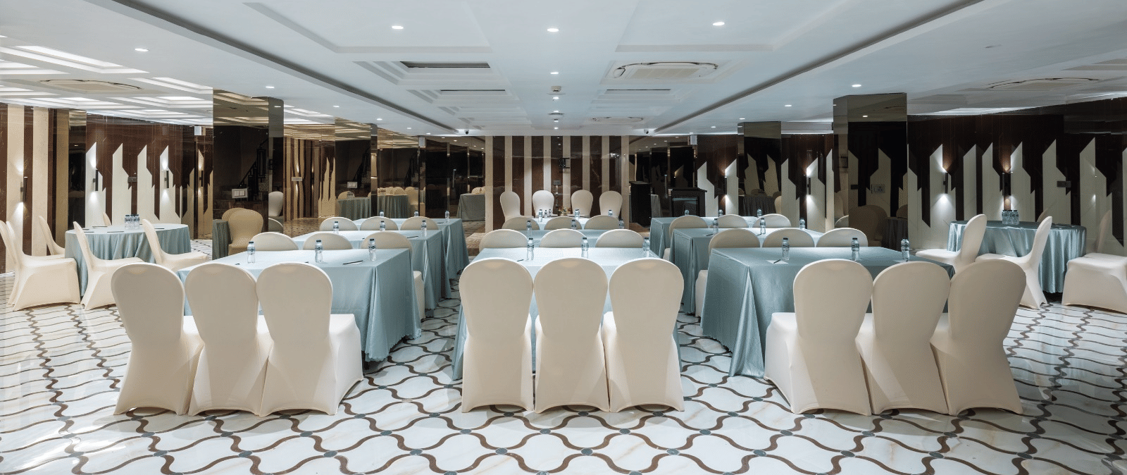 Conference Hall in Nainital | Meetings & Events at Lawrence Hotels