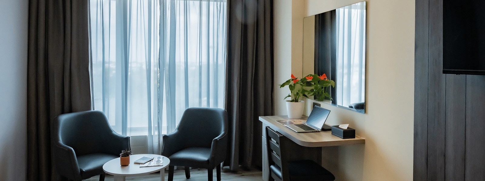 ACMY-Deluxe-Room-1