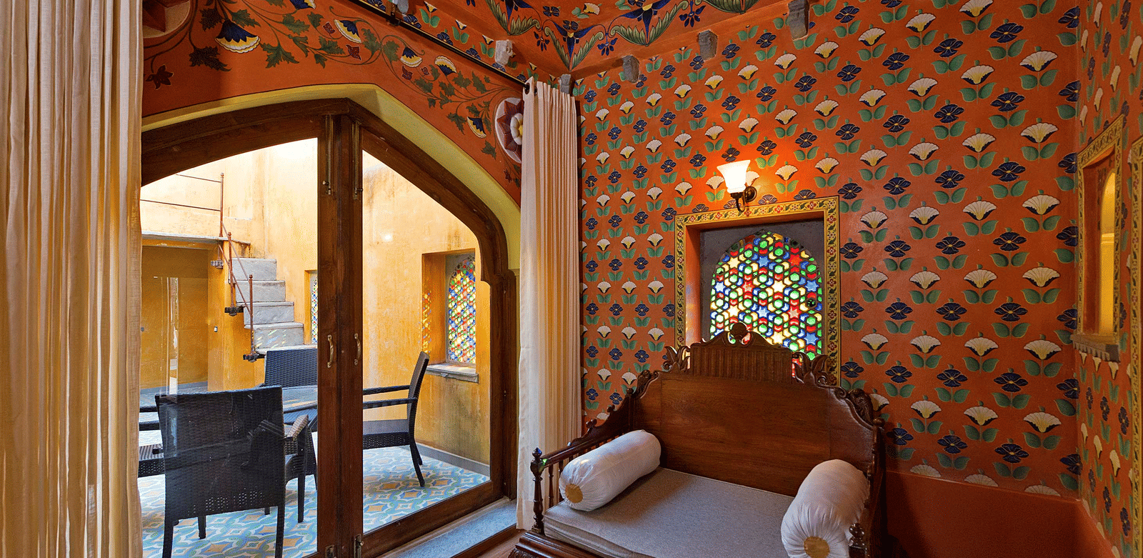 gogunda-palace-rooms-raj-tilak-suite-24