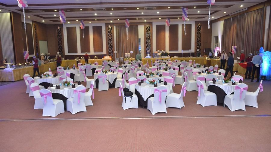 Damanganga Valley Resorts Pvt Ltd - the seating space at the Victory Ball Room