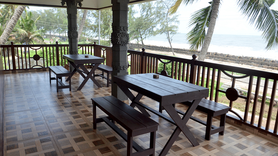Sapphire Club Cherai Beach Villa Kochi Dining Area Sapphire Club Cherai Beach Villa Ernakulam 1