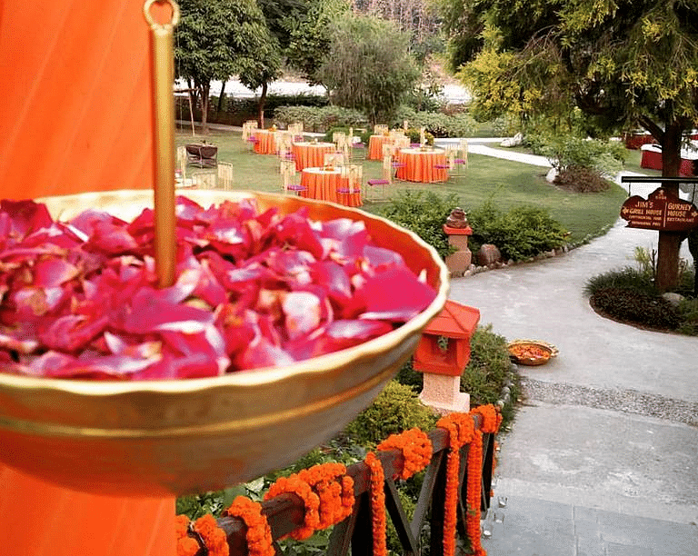 Flower arrangement in a bowl.