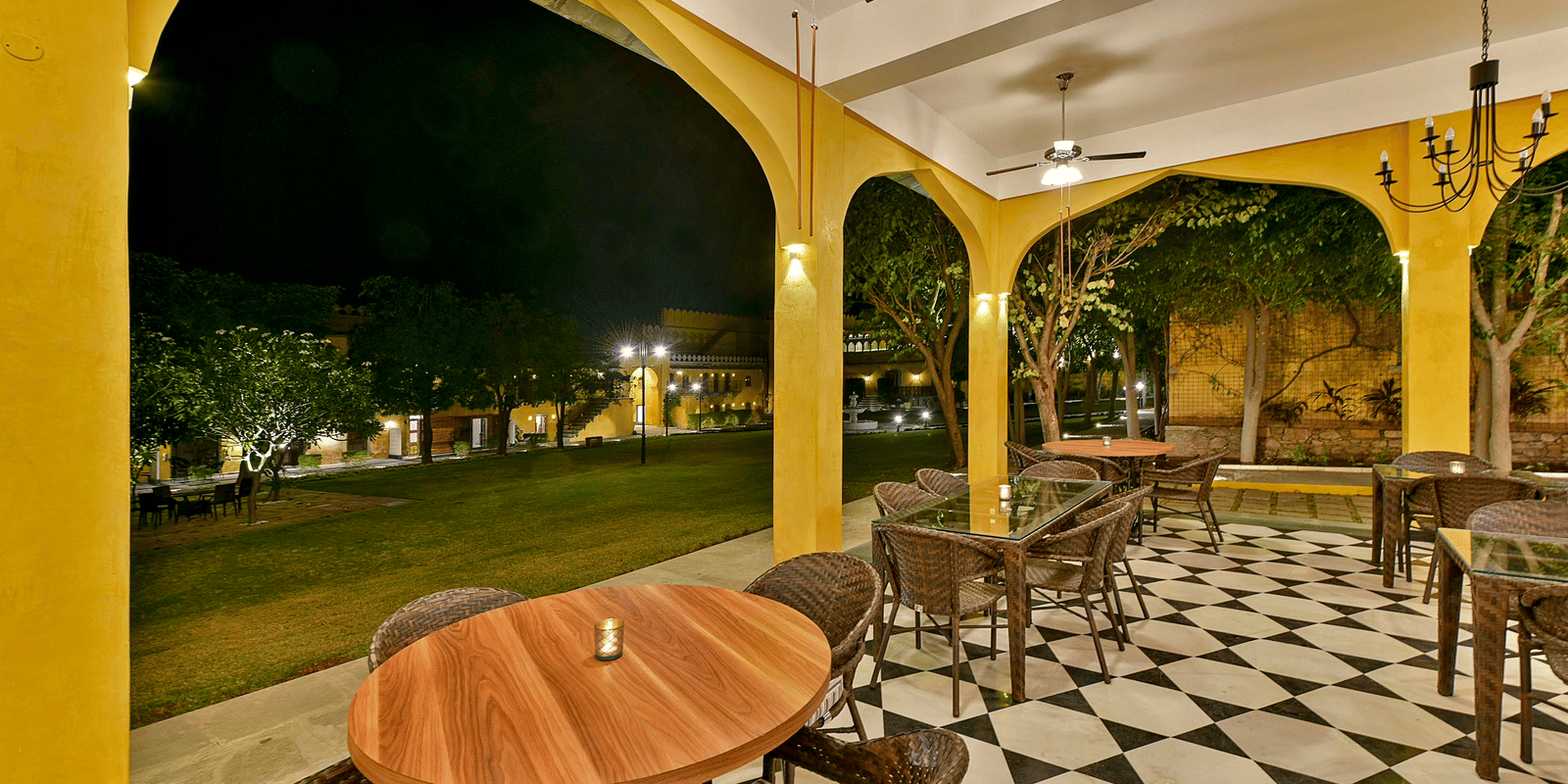 gogunda-palace-dining-heritage-quarter-09