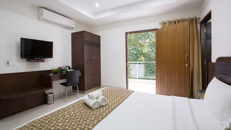 The Sanctum Suites, Bangalore Bangalore Premium King Room with balcony 1 The Sanctum Suites Bangalore