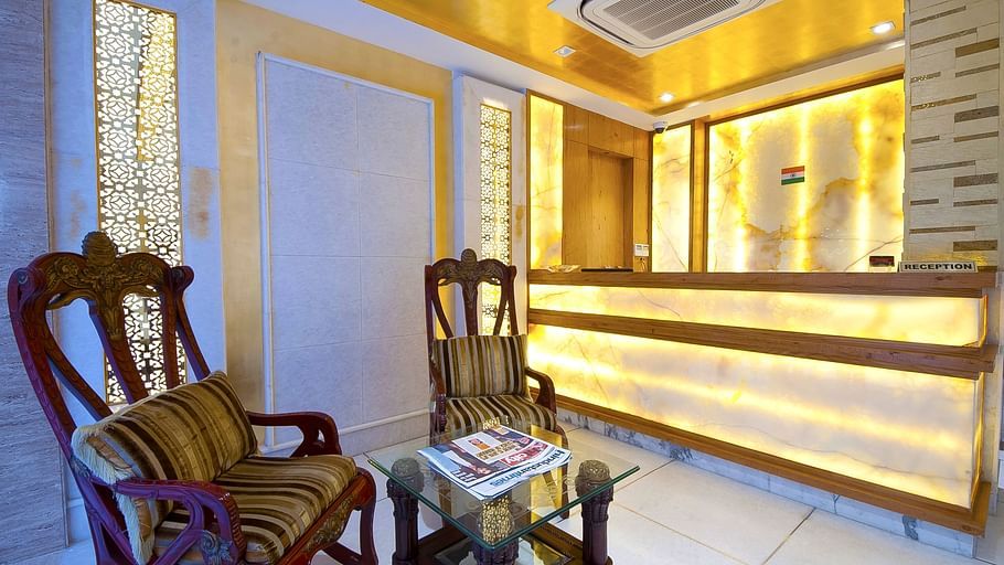 Hotel Swaran Palace, Karol Bagh, New Delhi New Delhi lobby old Hotel Swaran Palace Karol Bagh New Delhi