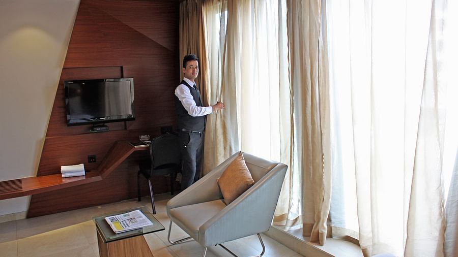 Rooms in Anderi East, Restaurant in Andheri, Dragonfly hotel in Andheri