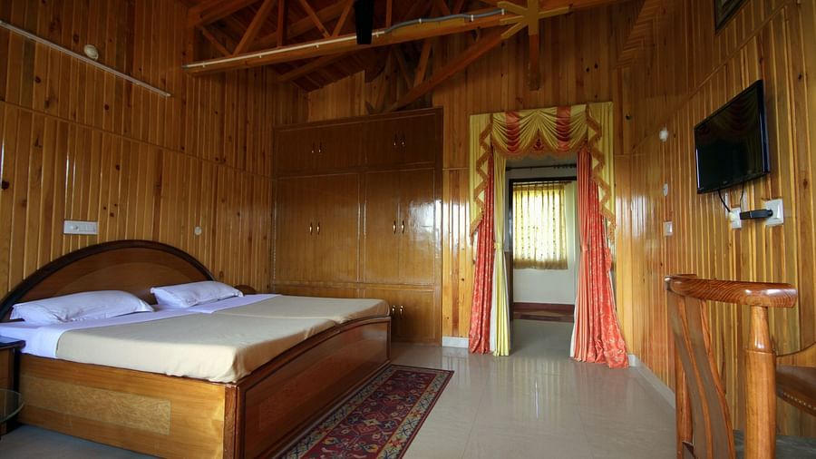 Ojaswi Resort, Chaukori Chaukori Executive Room at Ojaswi Hotel and Resort in Chaukori