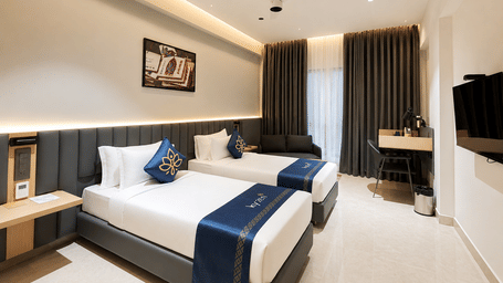 Premium Suite King Beds full room view – Hotel Kyzen, Shamshabad Airport, Hyderabad