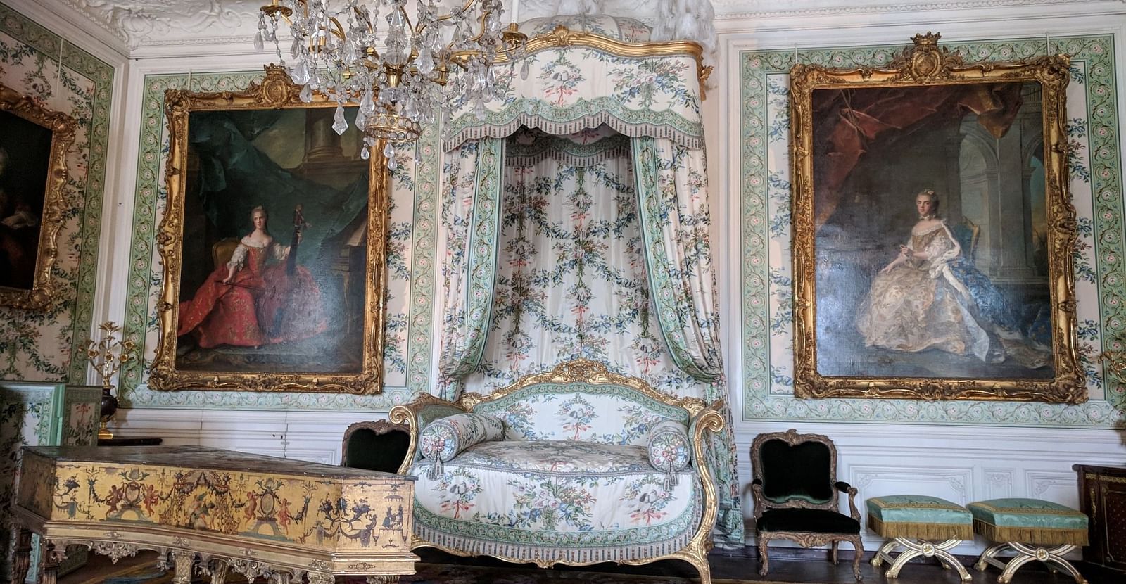 room1