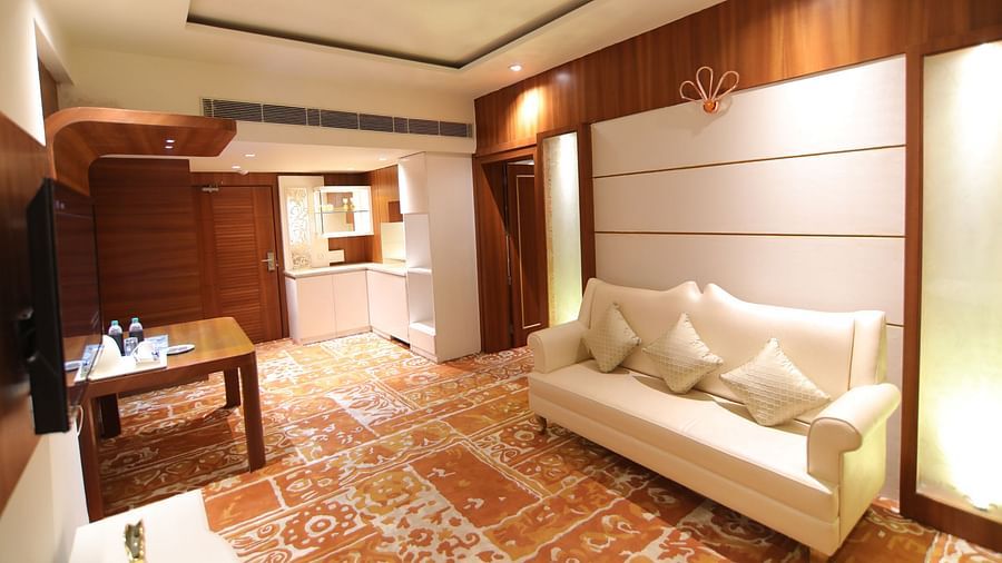 the seating area at the Royal Suite 5 - Udman Hotel Haridwar