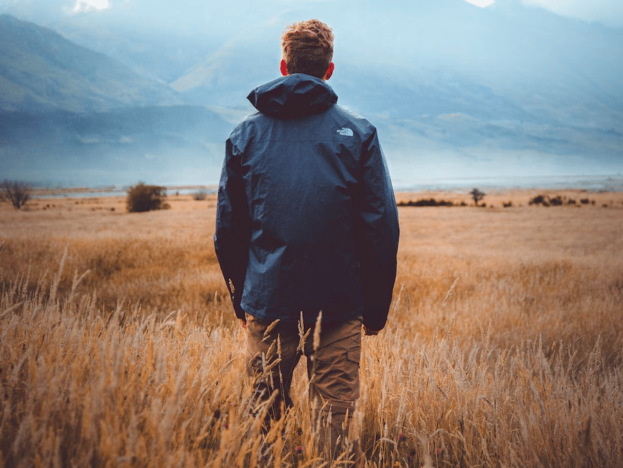 photo-1503023345310-bd7c1de61c7d