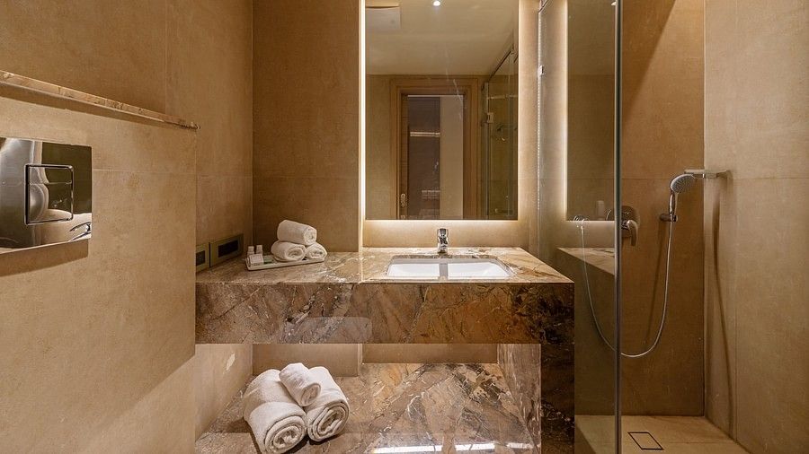Guest Washroom