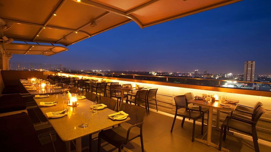Hotel Ivory Tower Bengaluru Ebony background-img