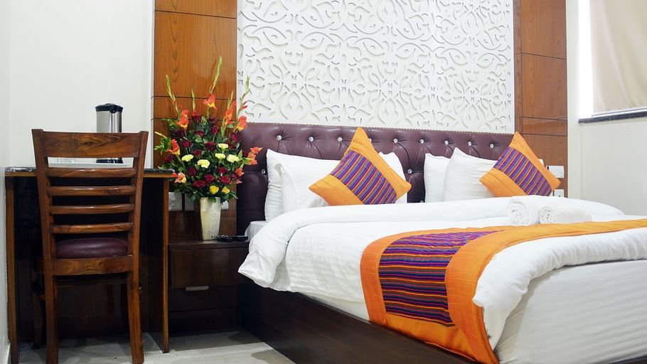 Hotel Trinity Corporate Suites, Sector 21, Gurgaon Gurgaon Club Room Hotel Trinity Corporate Suites Sector 21 Gurgaon 3