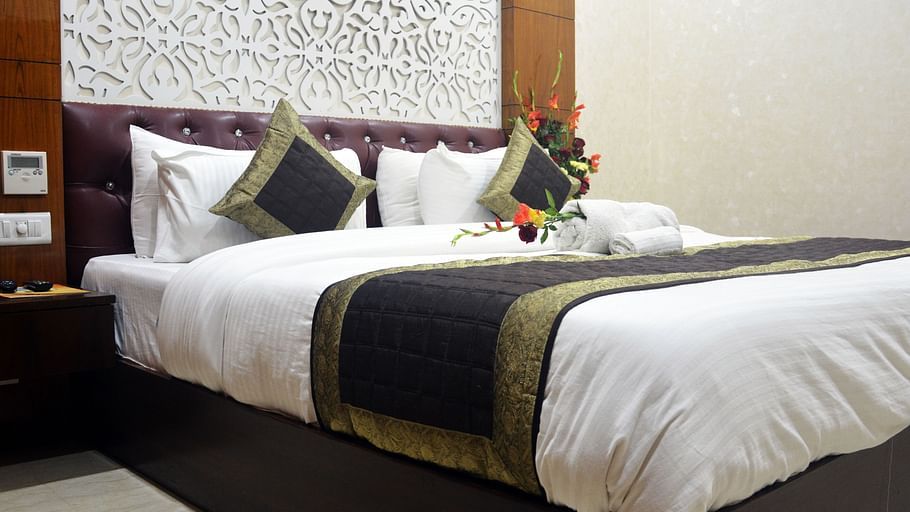 Hotel Trinity Corporate Suites, Sector 21, Gurgaon Gurgaon Club Room Hotel Trinity Corporate Suites Sector 21 Gurgaon 5
