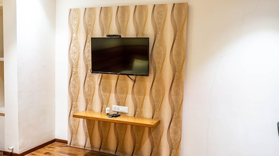 Premier Room Washroom 1