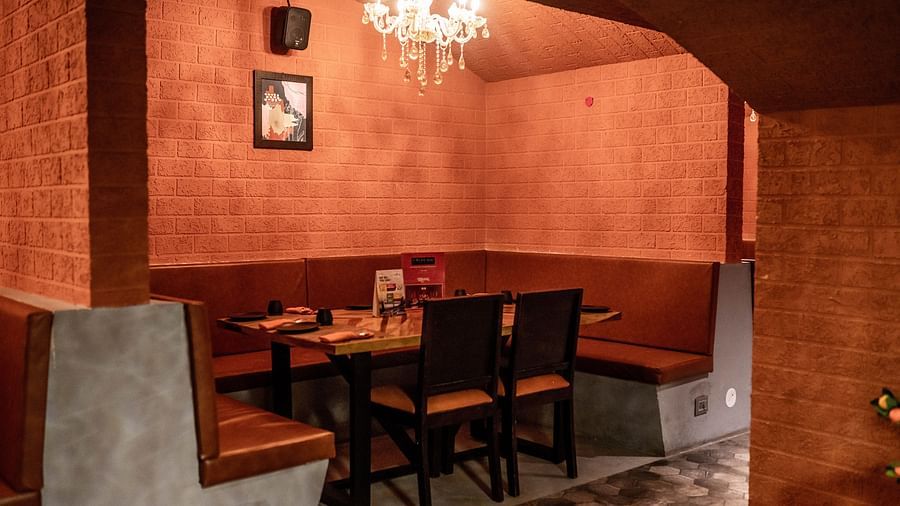 The Cave Inn Restaurant 5