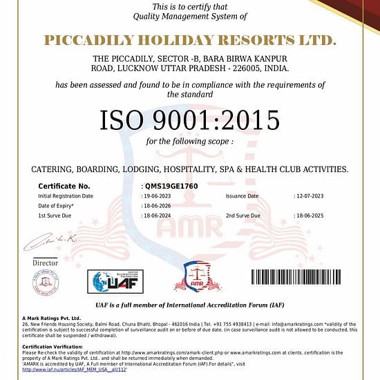 PICCADILY HOLIDAY RESORTS 9001 page-0001