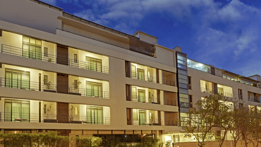 1Hotel facade 01