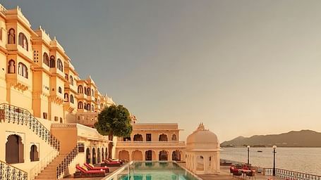 A facade image of Fateh Prakash Palace