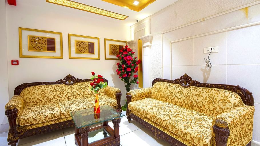 Hotel Swaran Palace, Karol Bagh, New Delhi New Delhi lobby old 3 Hotel Swaran Palace Karol Bagh New Delhi