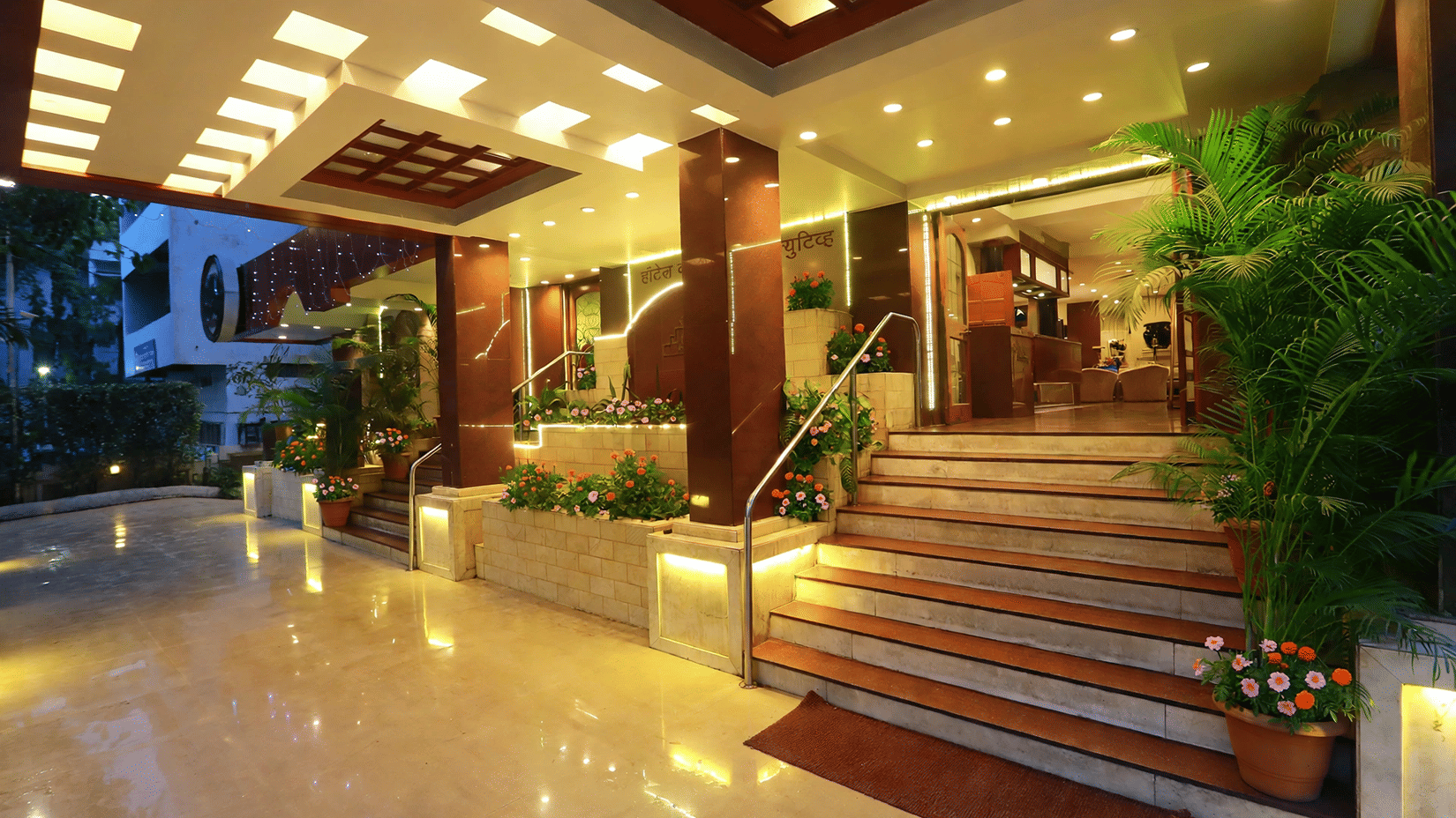 Enterance High res