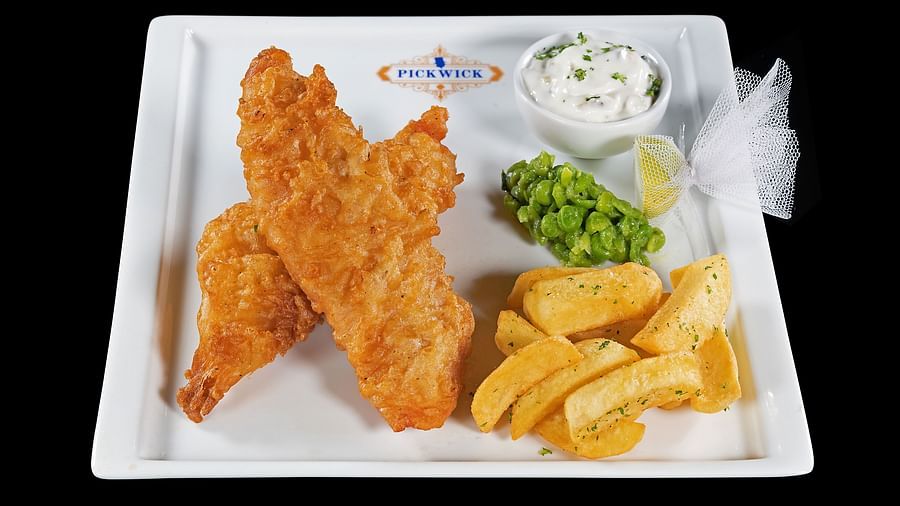image of continental fritters served at the pickwick - The Claridges New Delhi