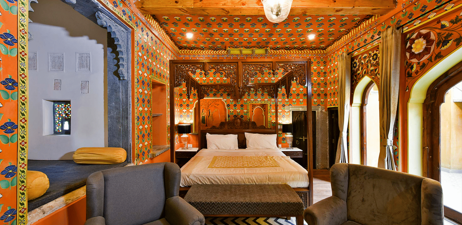 gogunda-palace-rooms-raj-tilak-suite-13