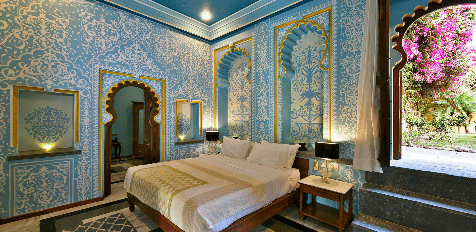 gogunda-palace-rooms-rani-mahal-suites-18