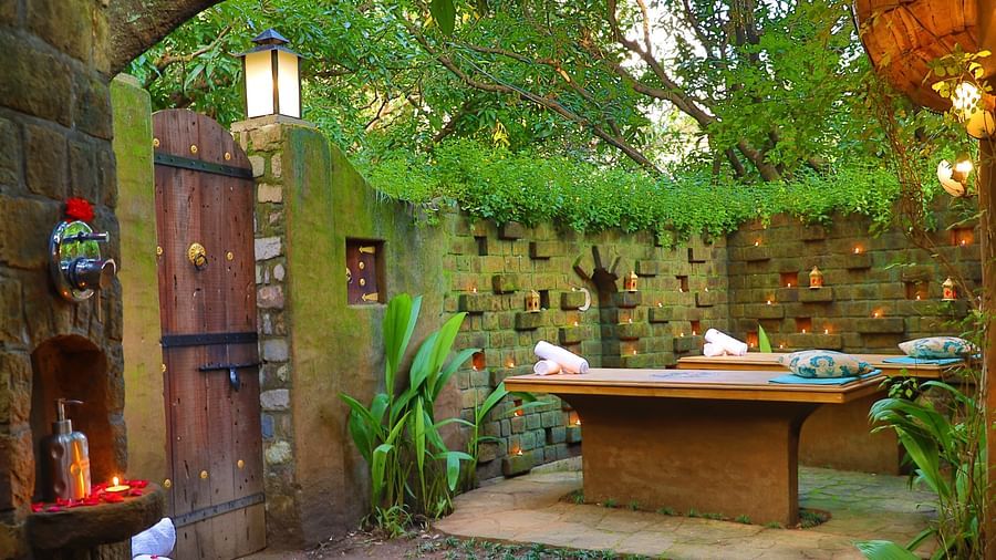 mud spa area next to suite