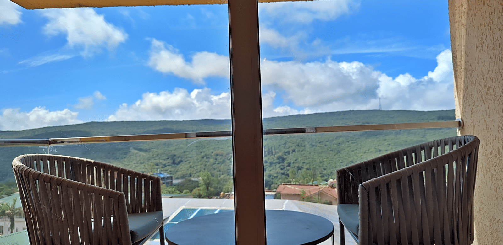 premium room without stairs and mountain view