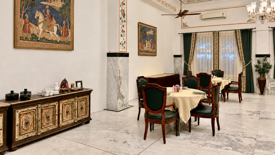 Round Table Cluster Seating- Corporate Meet at Umaid Palace-Dausa-1