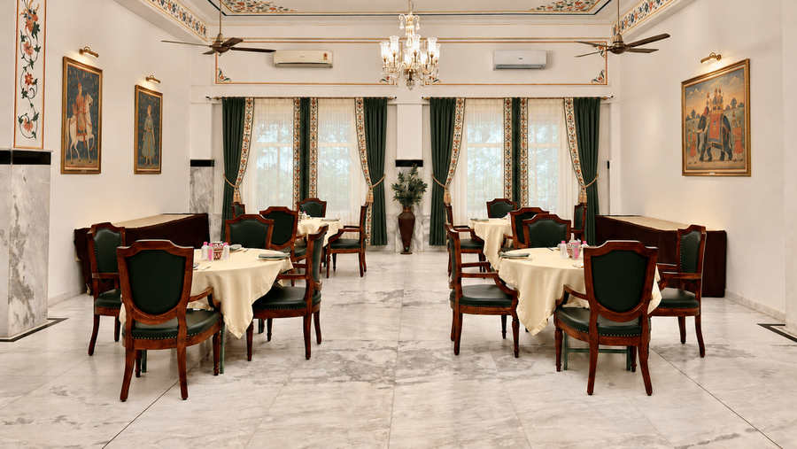Round Table Cluster Seating- Corporate Meet at Umaid Palace-Dausa-6