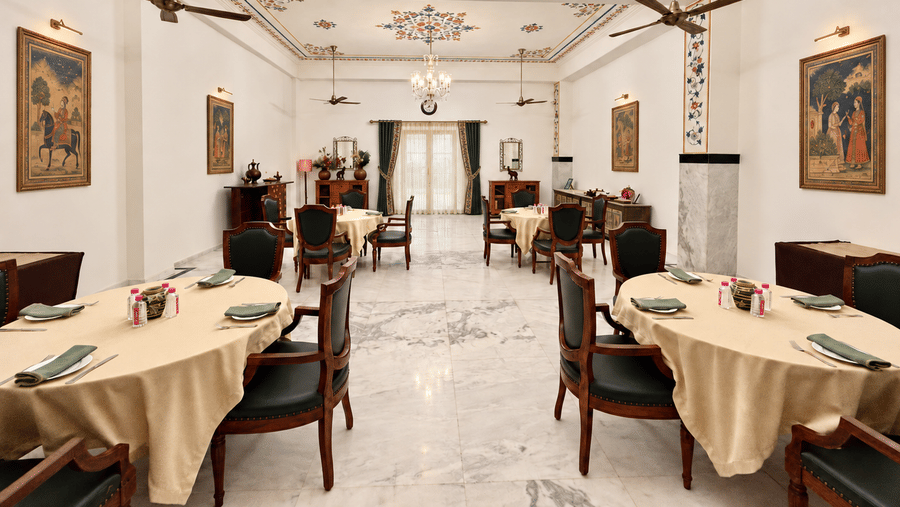 Round Table Cluster Seating- Corporate Meet at Umaid Palace-Dausa-7