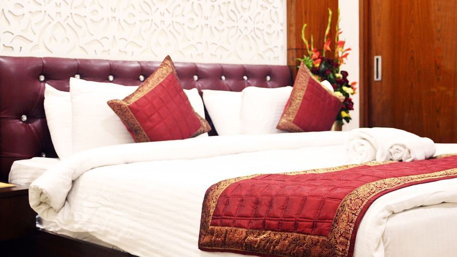 Hotel Trinity Corporate Suites, Sector 21, Gurgaon Gurgaon Club Room Hotel Trinity Corporate Suites Sector 21 Gurgaon 7