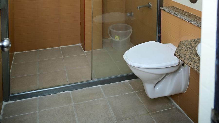 Geyser and bathing space at the Washroom at Executive Suite at Sterling Keys by TGI 