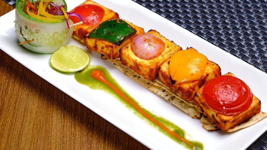 Paneer tikka served alongside some mint chutney at Essentia Premier Hotel, Chennai