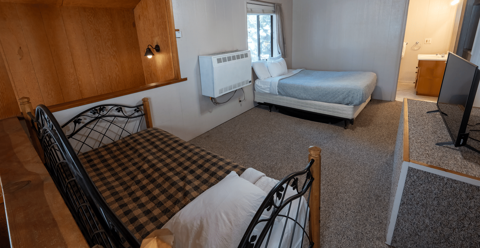 20250820-Shaver Lake-521-HDR-Edit 1920LNG