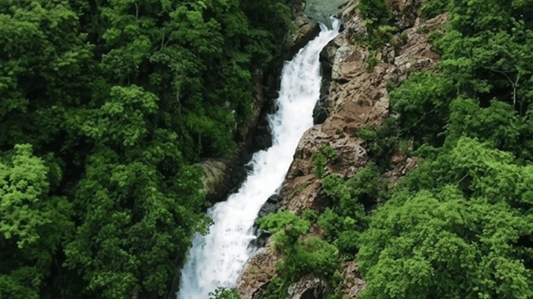Alkadur waterfall